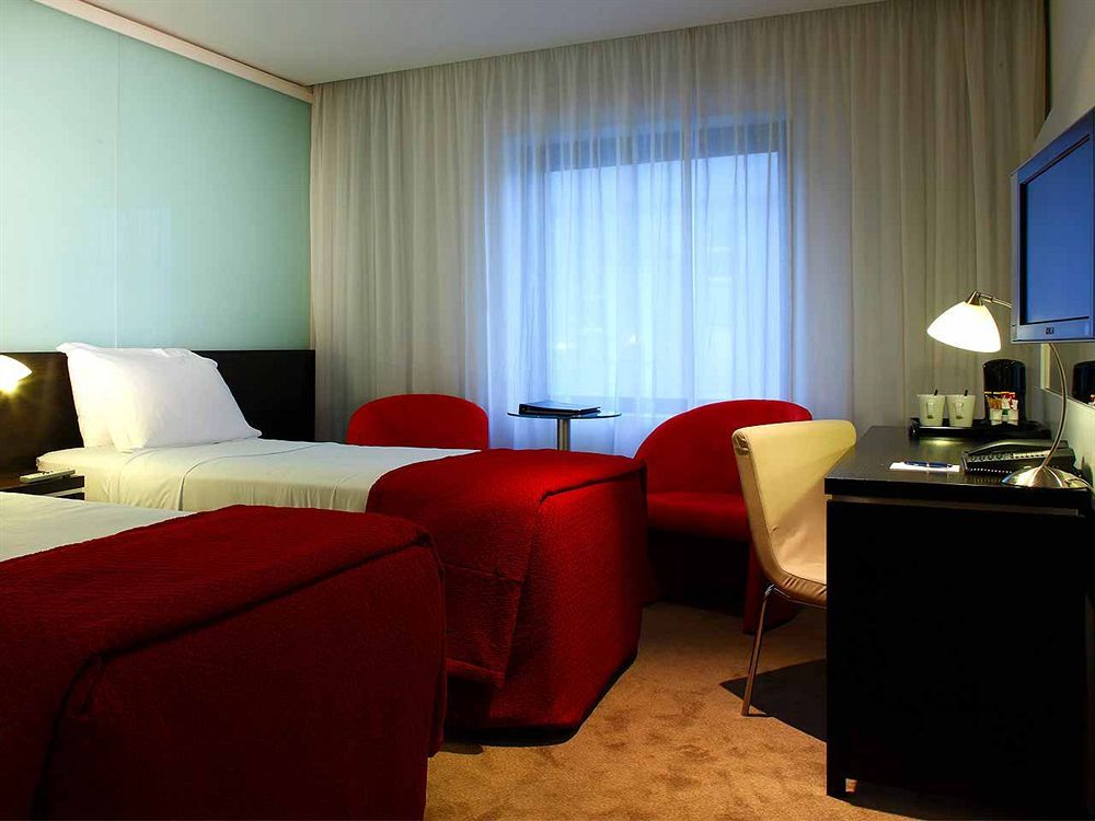 Whites Of Wexford Hotel Bagian luar foto